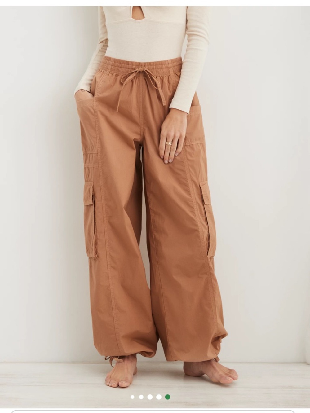 BNWT Aerie High Waisted Go-For-It Baggy Cargo Pant